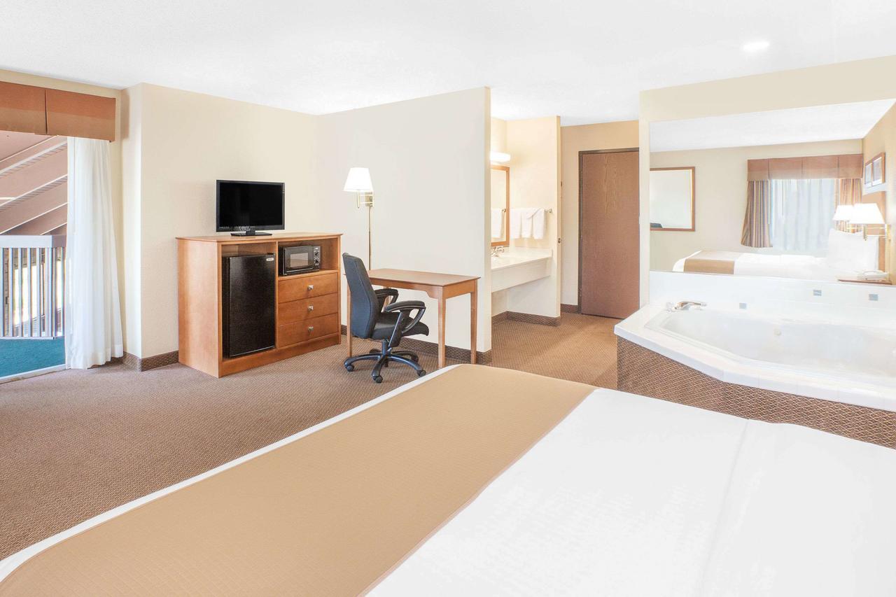 Baymont By Wyndham Port Huron Luaran gambar